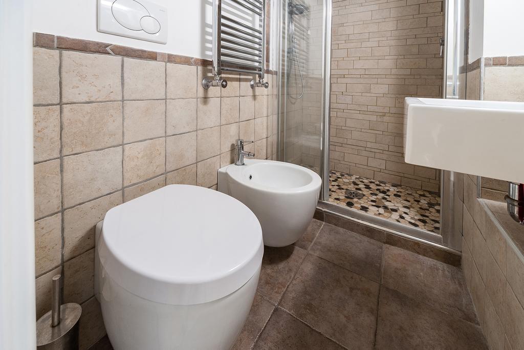 Sasa House Hotel Рим Екстериор снимка